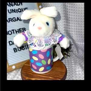 Trading Company Jelly Belly Easter Bunny In Mug NWT.